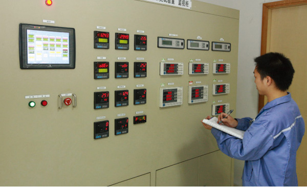 明天環保檢測人員